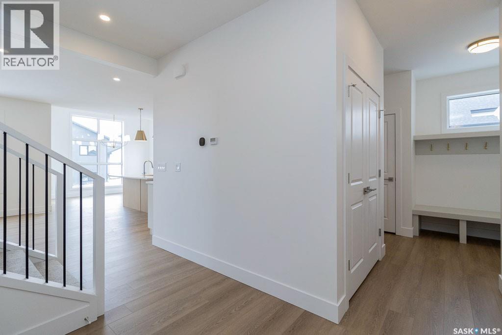150 Mazurek Crescent, Saskatoon, Saskatchewan  S7V 1S1 - Photo 3 - SK031396