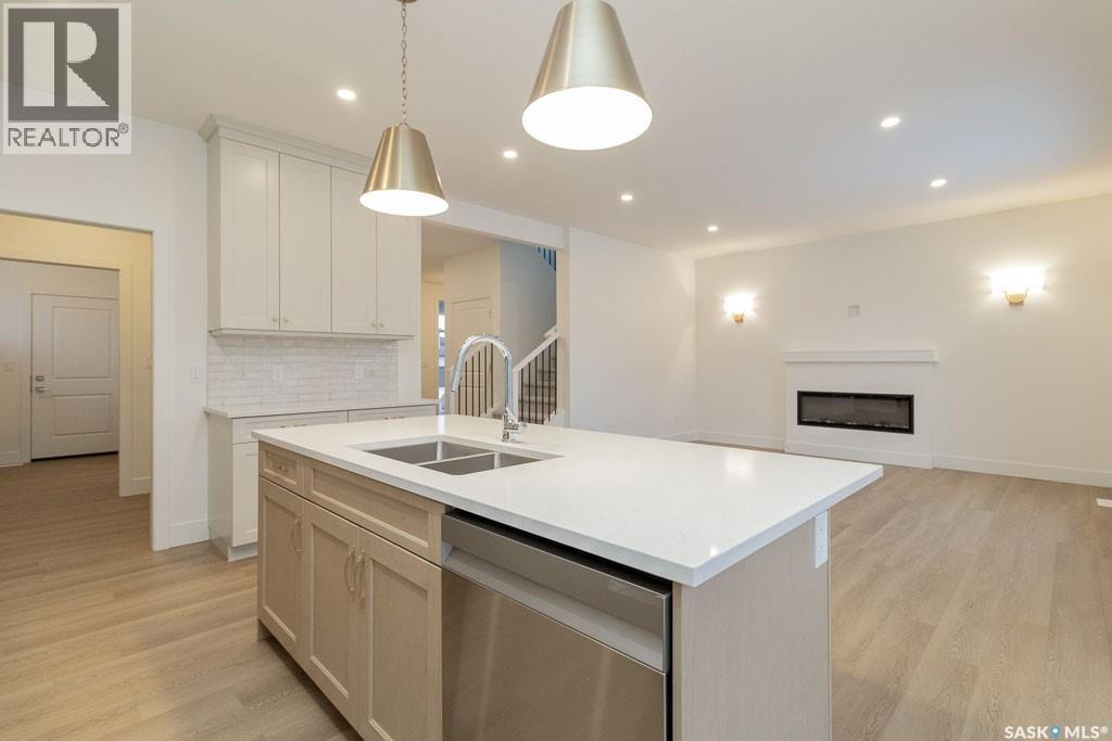 150 Mazurek Crescent, Saskatoon, Saskatchewan  S7V 1S1 - Photo 6 - SK031396