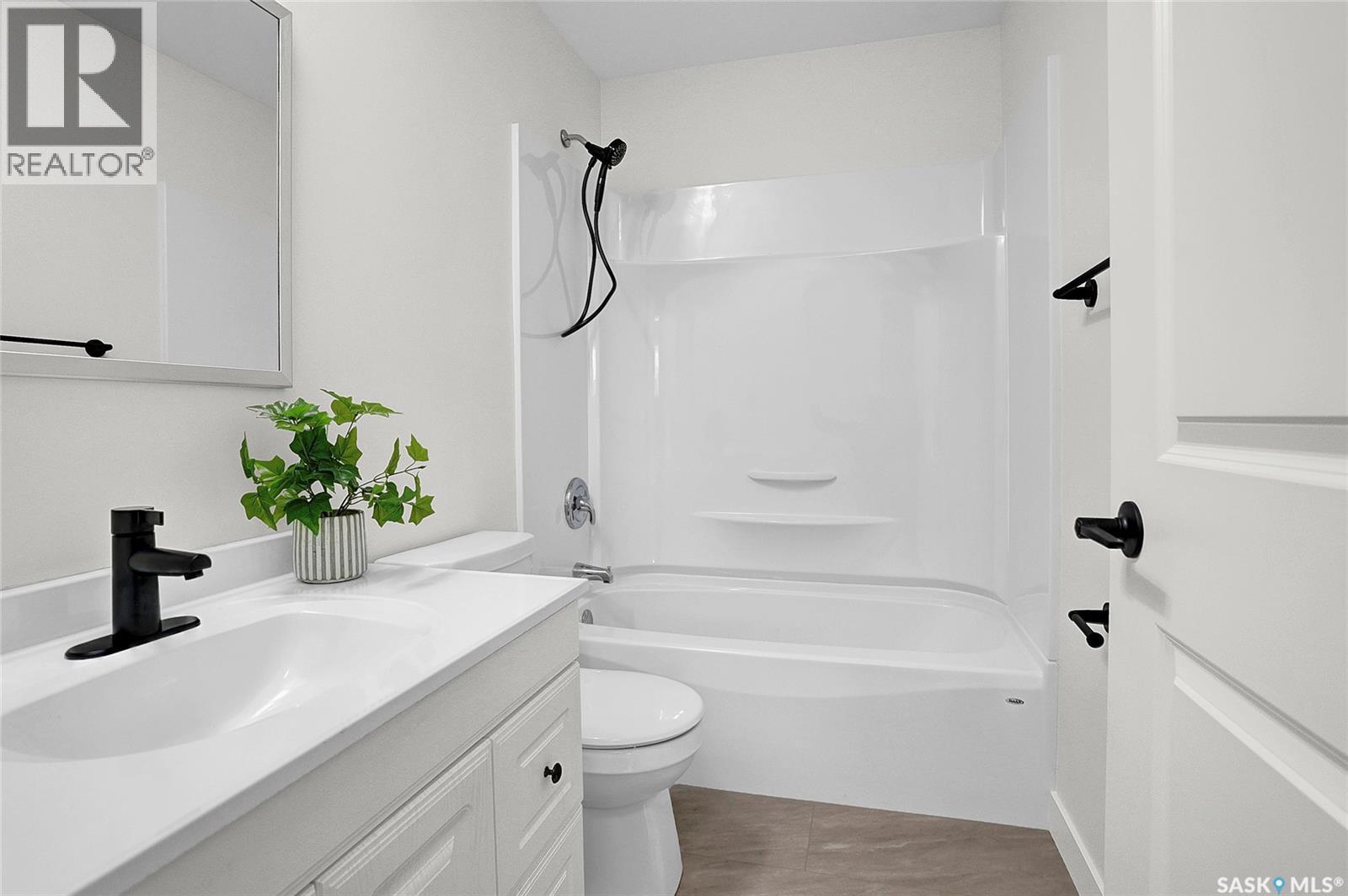 12 Buttercup Crescent Nw, Moose Jaw, Saskatchewan  S6J 1A4 - Photo 27 - SK031393