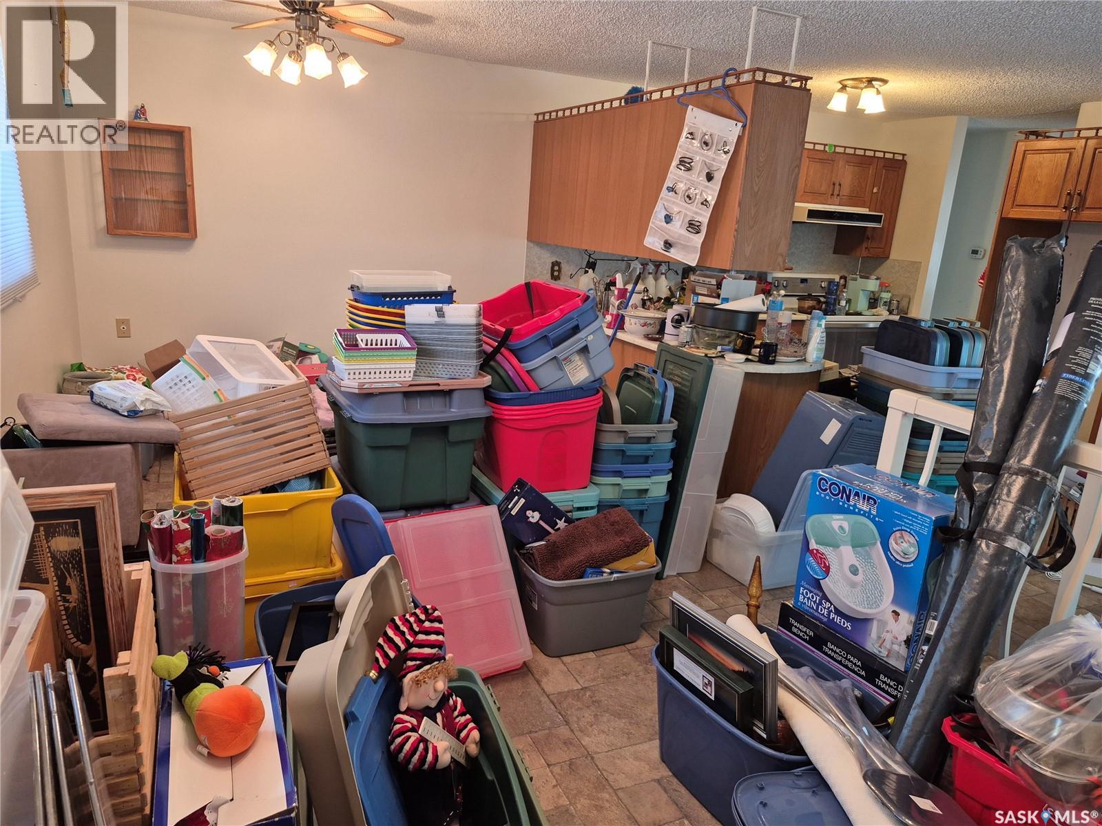 1741 92nd Street, North Battleford, Saskatchewan  S9A 0B5 - Photo 4 - SK031391