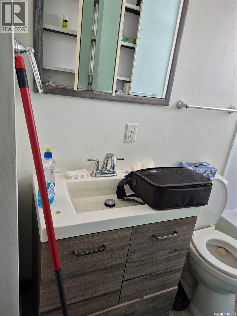 1741 92nd Street, North Battleford, Saskatchewan  S9A 0B5 - Photo 8 - SK031391