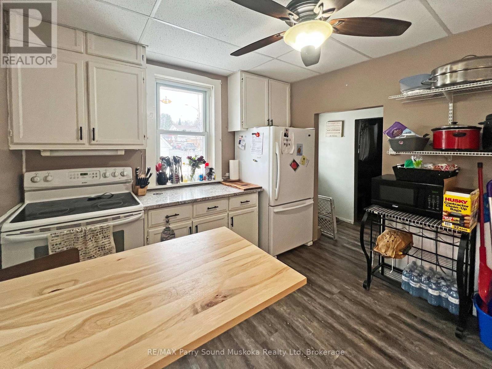 97 William Street, Parry Sound, Ontario  P2A 1V5 - Photo 14 - X12928146