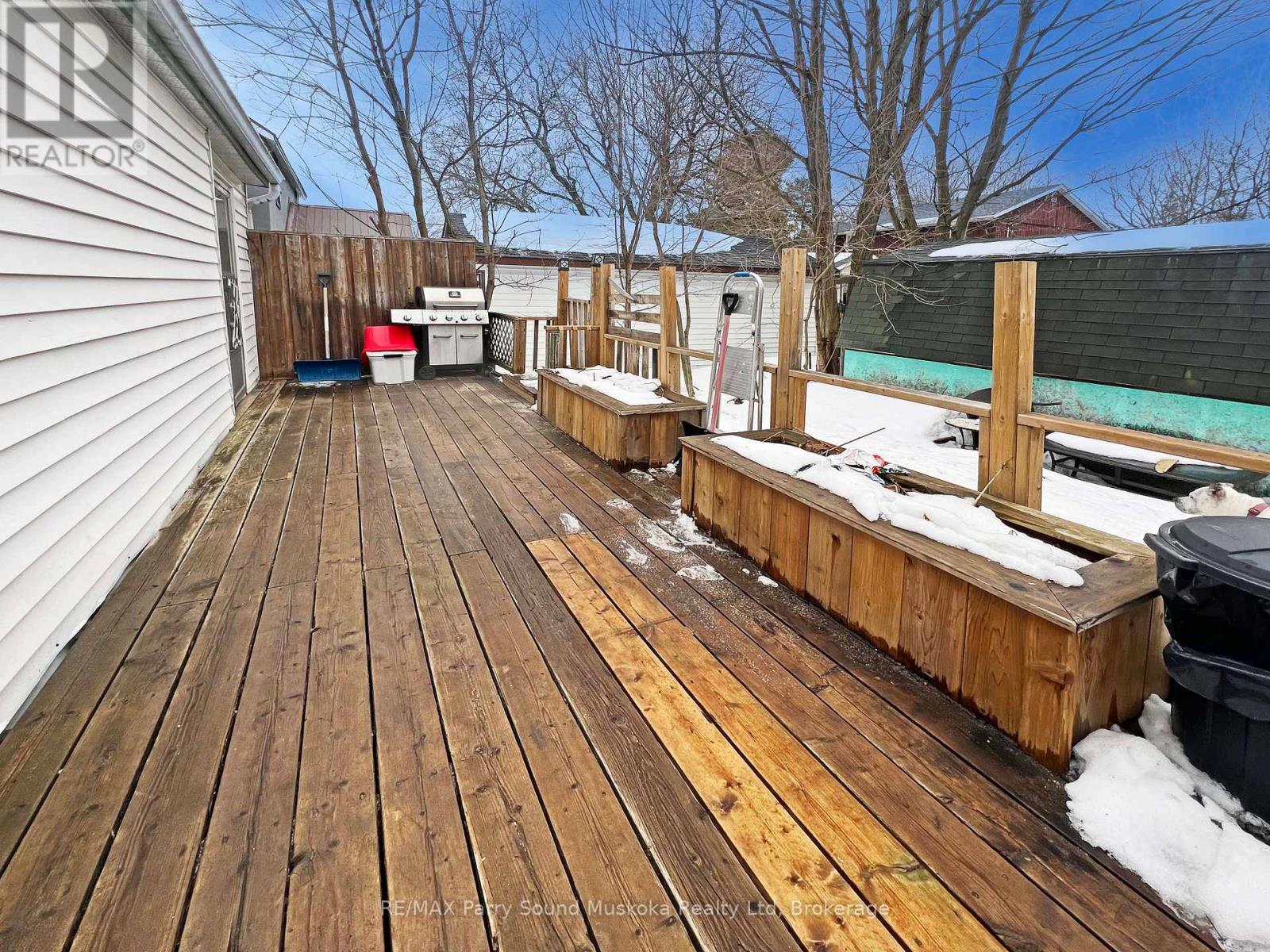 97 William Street, Parry Sound, Ontario  P2A 1V5 - Photo 5 - X12928146