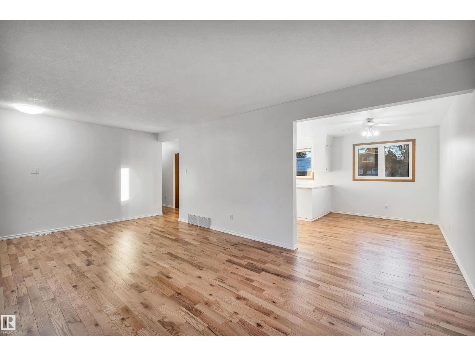 11231 41 Av Nw, Edmonton, Alberta  T6J 0T6 - Photo 10 - E4478136