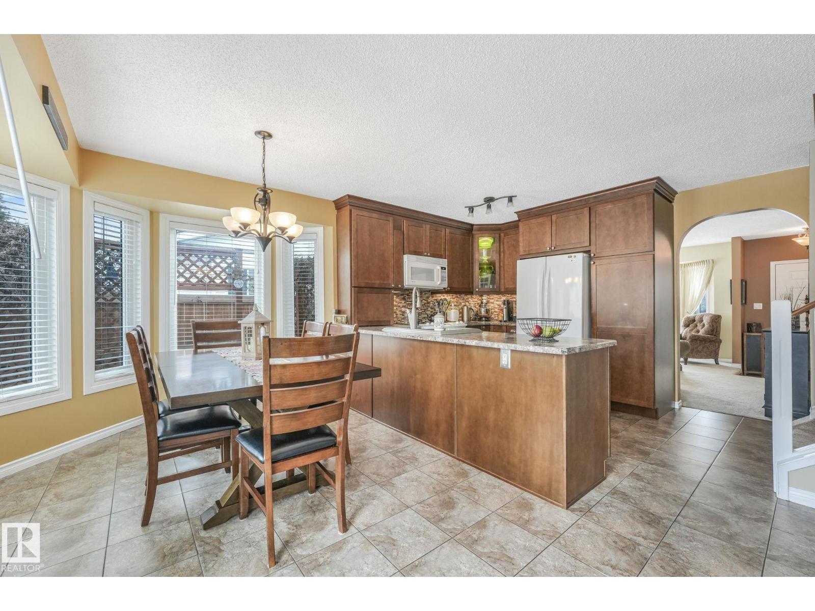 5 Deacon Dr, Sherwood Park, Alberta  T8H 1M8 - Photo 9 - E4479234