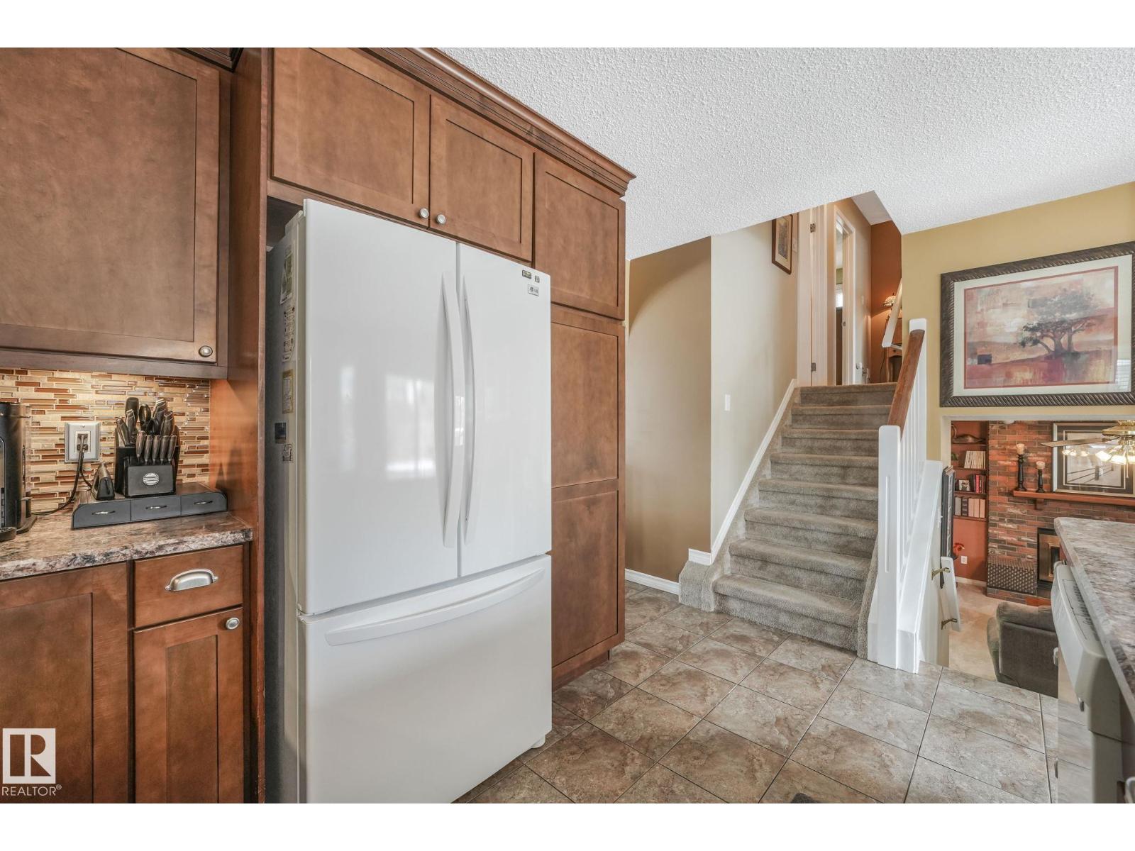 5 Deacon Dr, Sherwood Park, Alberta  T8H 1M8 - Photo 12 - E4479234