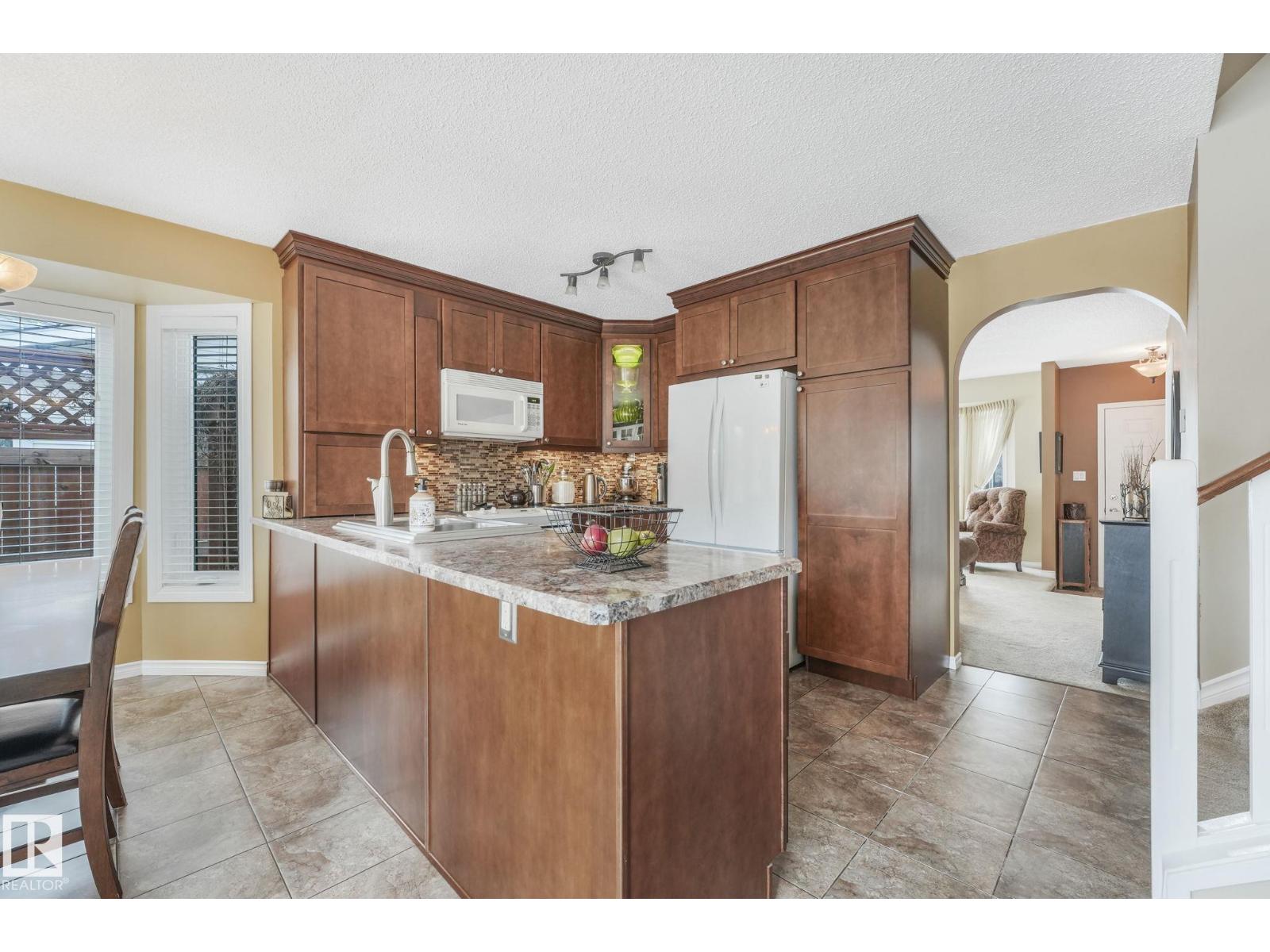 5 Deacon Dr, Sherwood Park, Alberta  T8H 1M8 - Photo 6 - E4479234