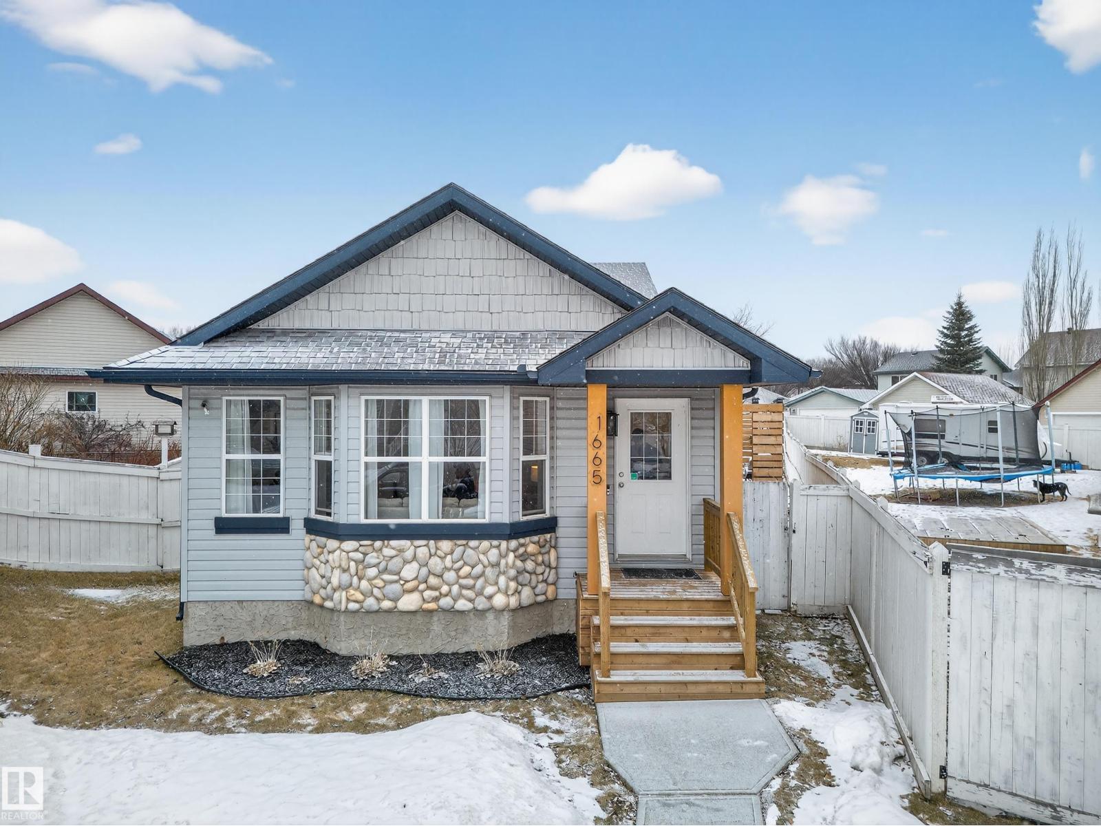 1665 TOMPKINS PL NW, edmonton, Alberta