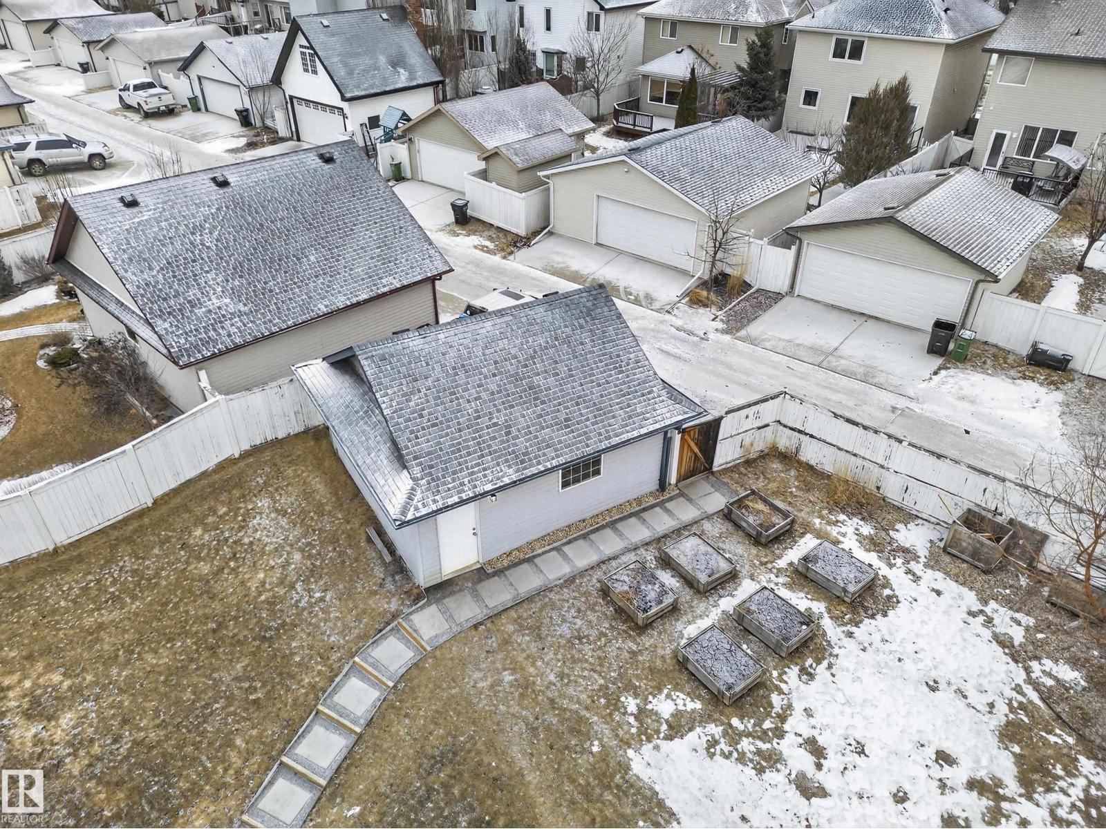 1665 Tompkins Pl Nw, Edmonton, Alberta  T6R 2Y6 - Photo 60 - E4479093