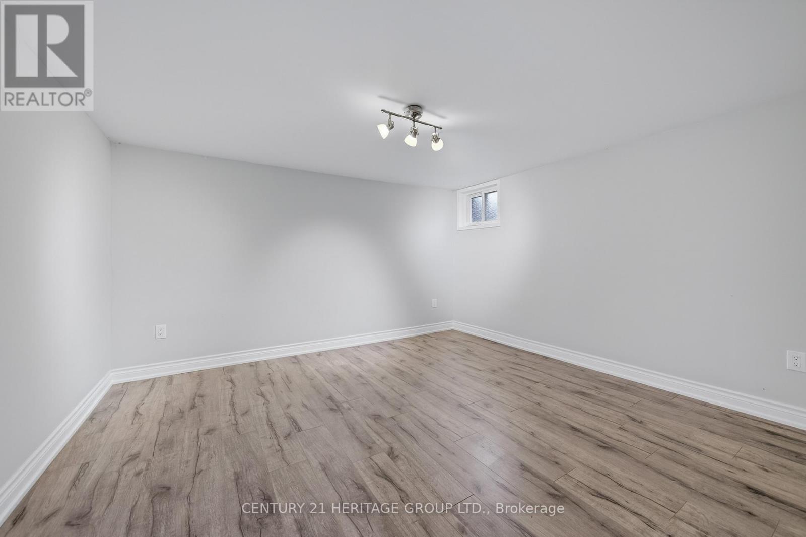 111 Ondrey Street, Bradford West Gwillimbury, Ontario L3Z 2X1 - Photo 30 - N12923036