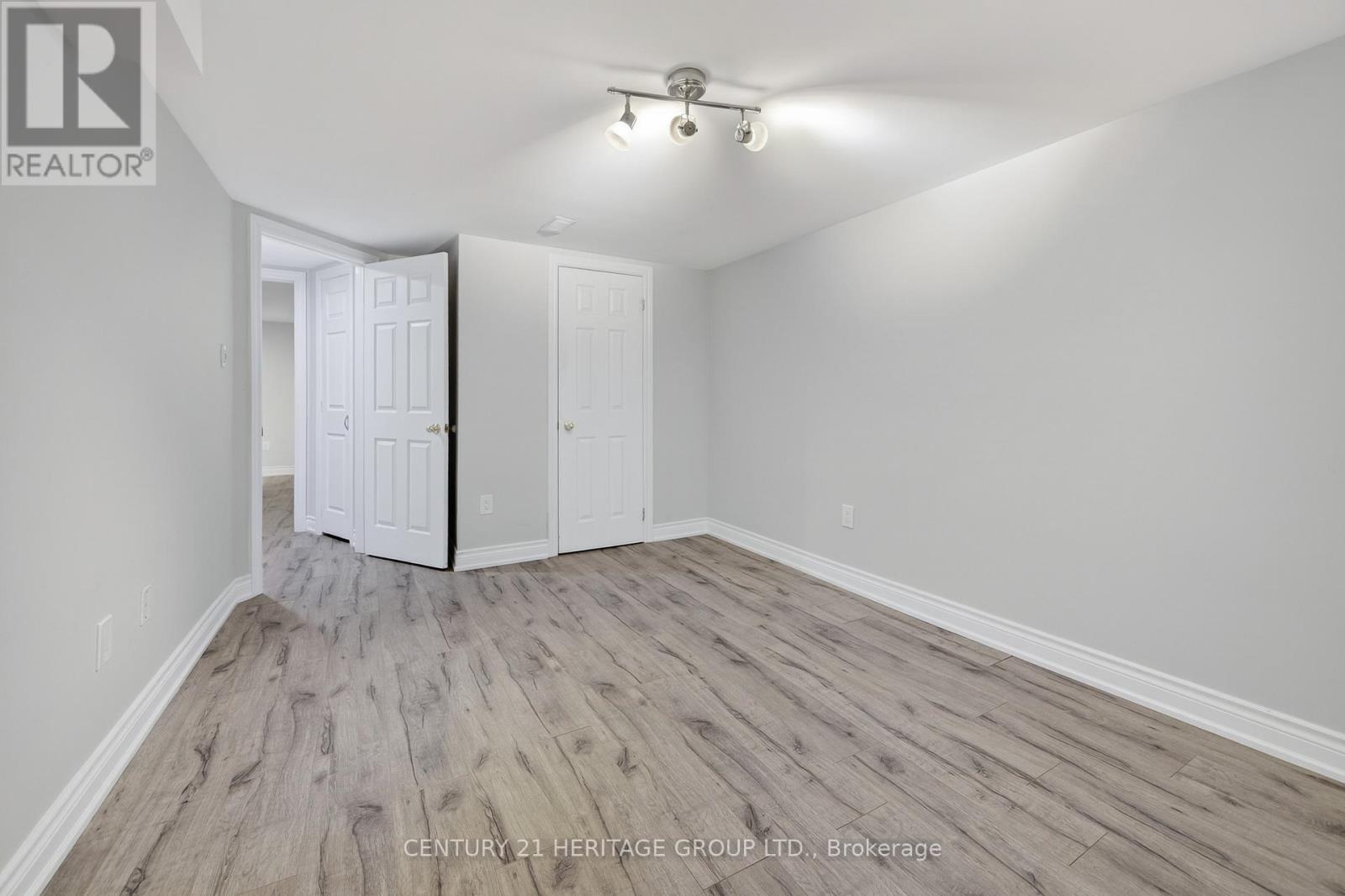 111 Ondrey Street, Bradford West Gwillimbury, Ontario L3Z 2X1 - Photo 33 - N12923036