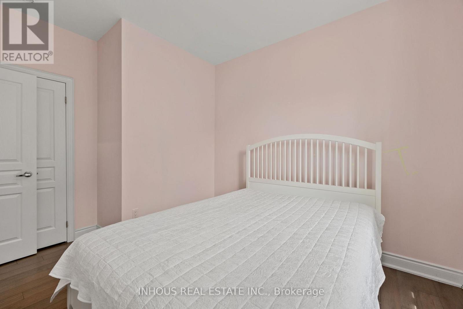 105 Johnson Drive, Shelburne, Ontario  L9V 3V9 - Photo 18 - X12927344