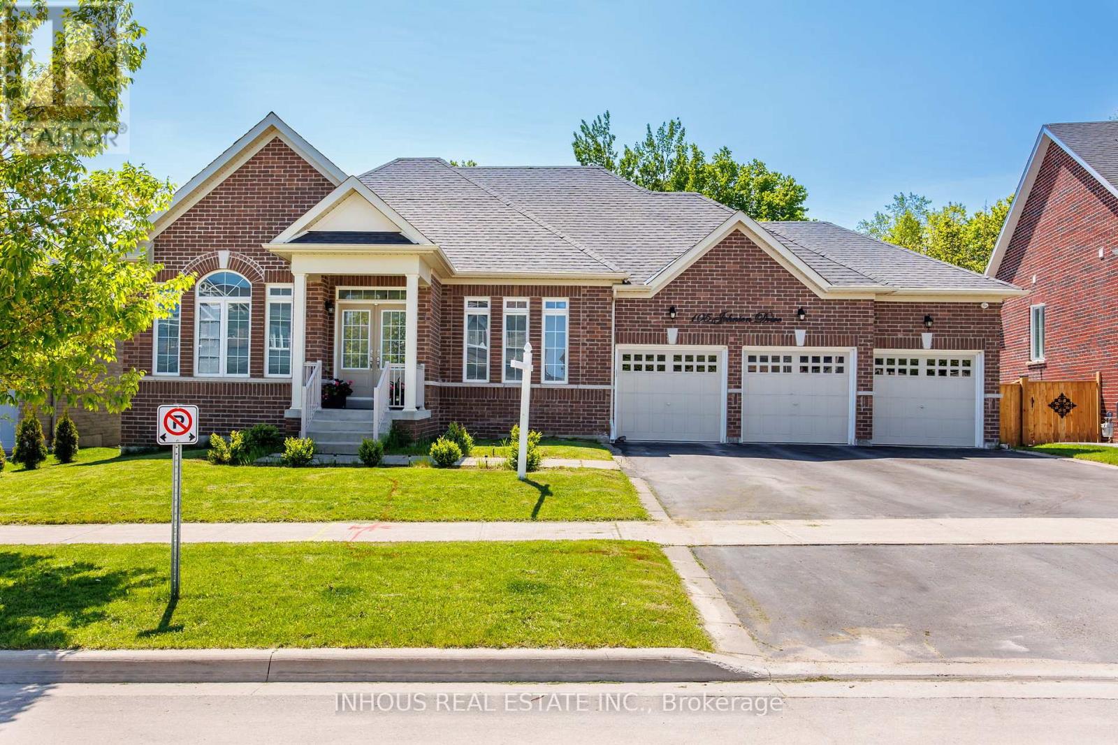 105 JOHNSON DRIVE, Shelburne, Ontario