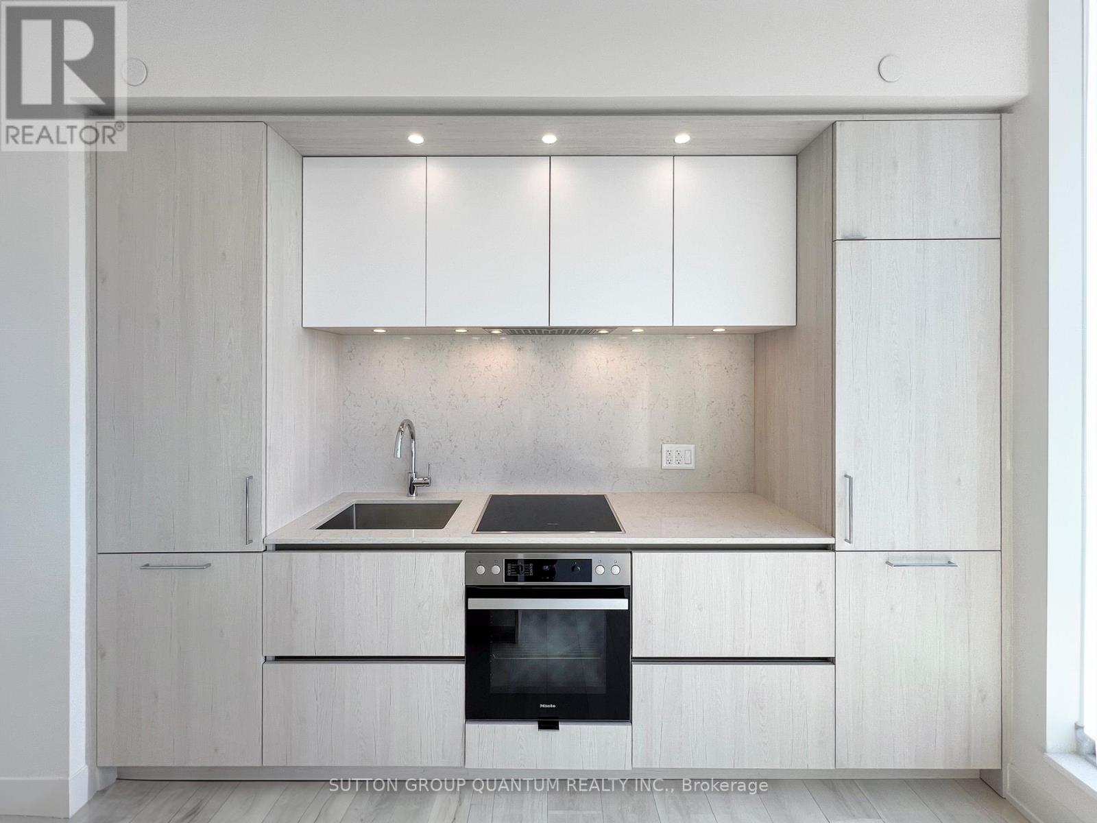 3908 - 35 Mercer Street, Toronto, Ontario  M5V 0V1 - Photo 4 - C12909770