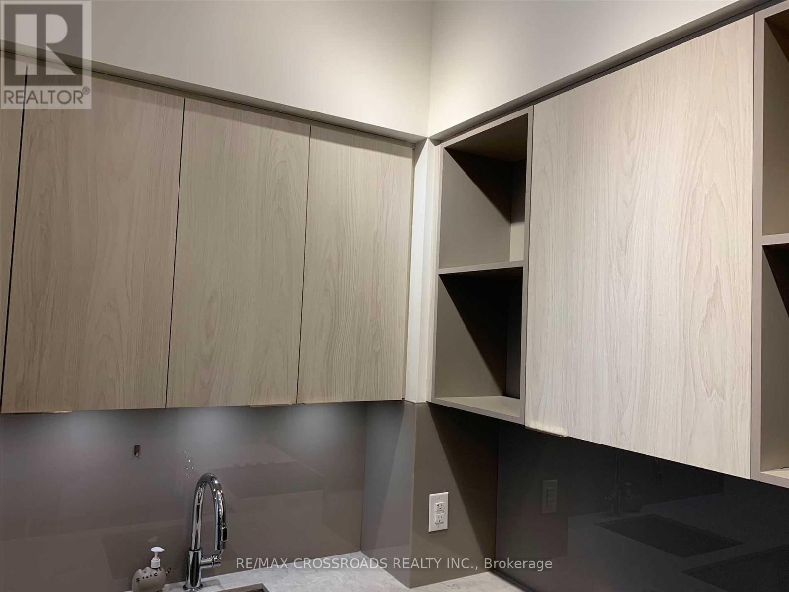 206 - 200 Sackville Street, Toronto (Regent Park), Ontario  M5A 0B9 - Photo 11 - C12928614