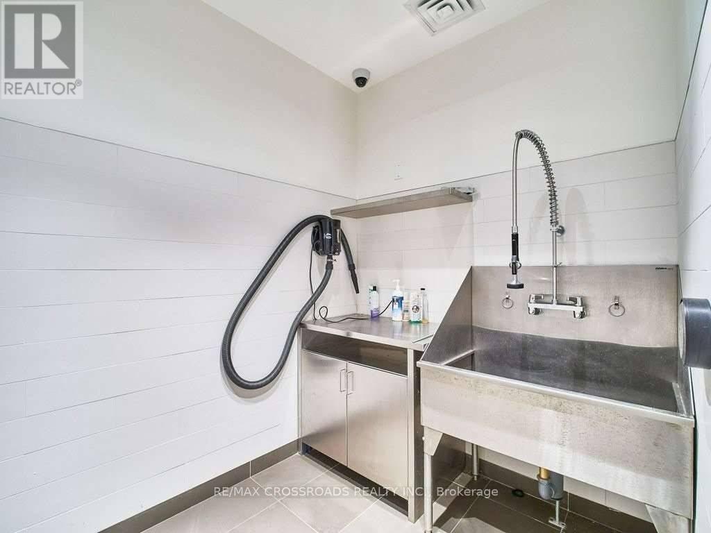 206 - 200 Sackville Street, Toronto (Regent Park), Ontario  M5A 0B9 - Photo 20 - C12928614