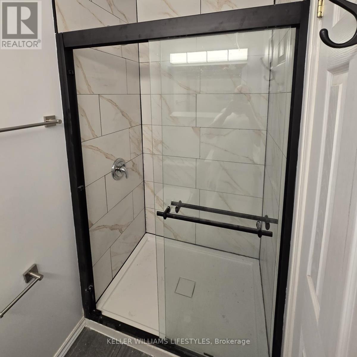 575 Grand View Avenue, London South, Ontario  N6K 3E9 - Photo 19 - X12523188