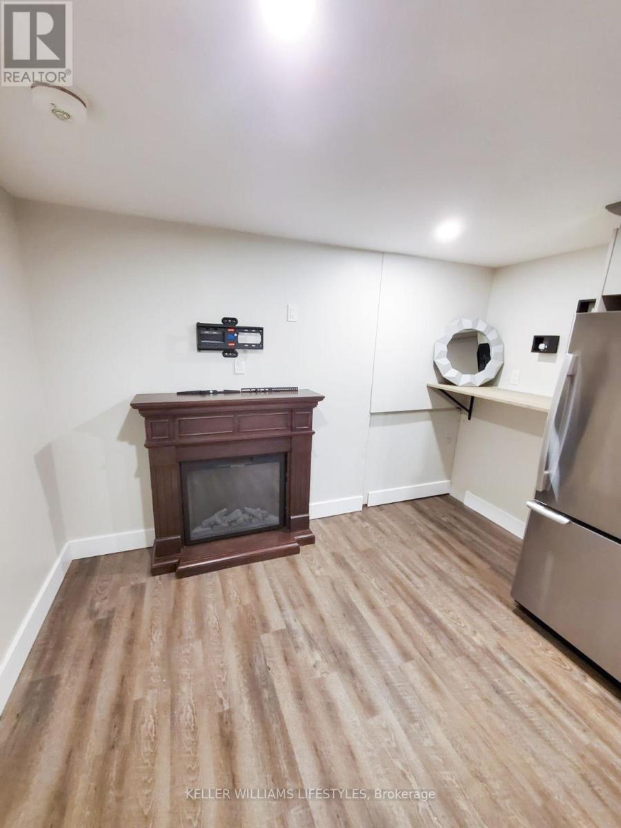 575 Grand View Avenue, London South, Ontario  N6K 3E9 - Photo 41 - X12523188