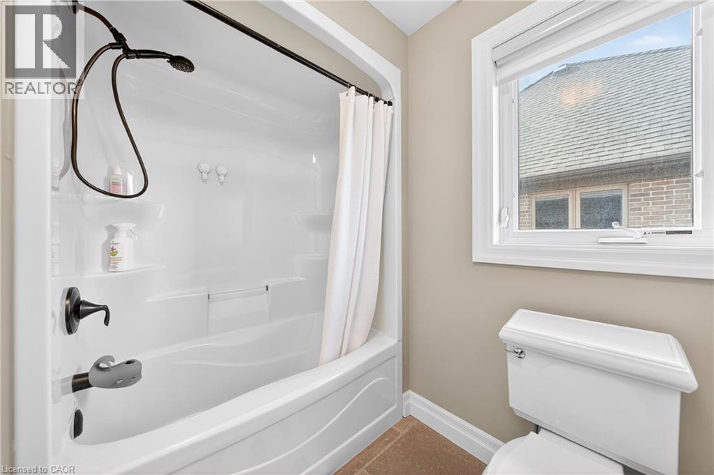 325 Deerfoot Trail, Waterloo, Ontario N2K 0B4 - Photo 32 - 40815335