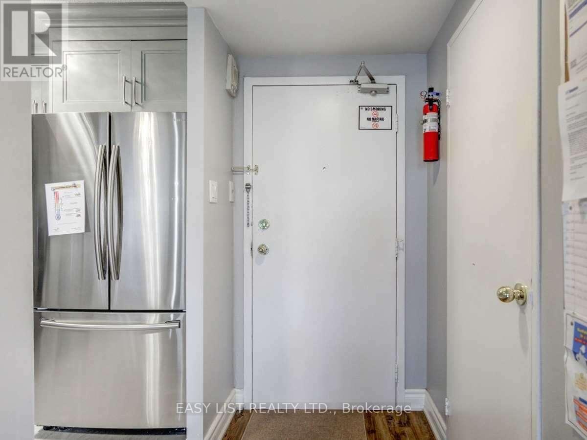 601 - 40 Panorama Court, Toronto (Mount Olive-Silverstone-Jamestown), Ontario  M9V 4M1 - Photo 3 - W12627718