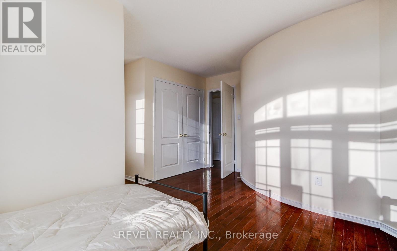 5 Treegrove Crescent, Brampton (Fletcher's Meadow), Ontario  L7A 3X8 - Photo 31 - W12699206