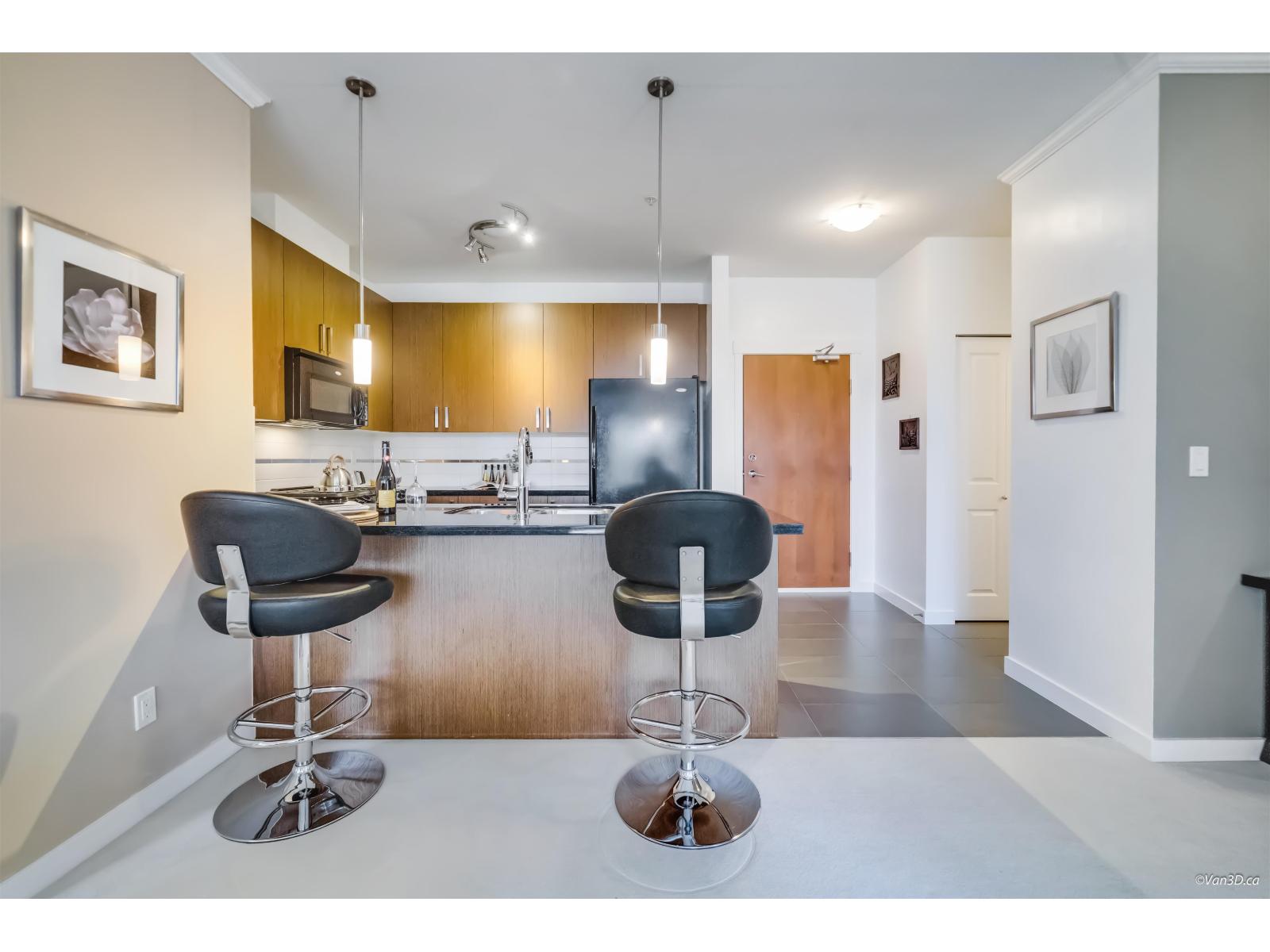 309 15918 26 Avenue, Surrey, British Columbia V3Z 5K3 - Photo 5 - R3100910