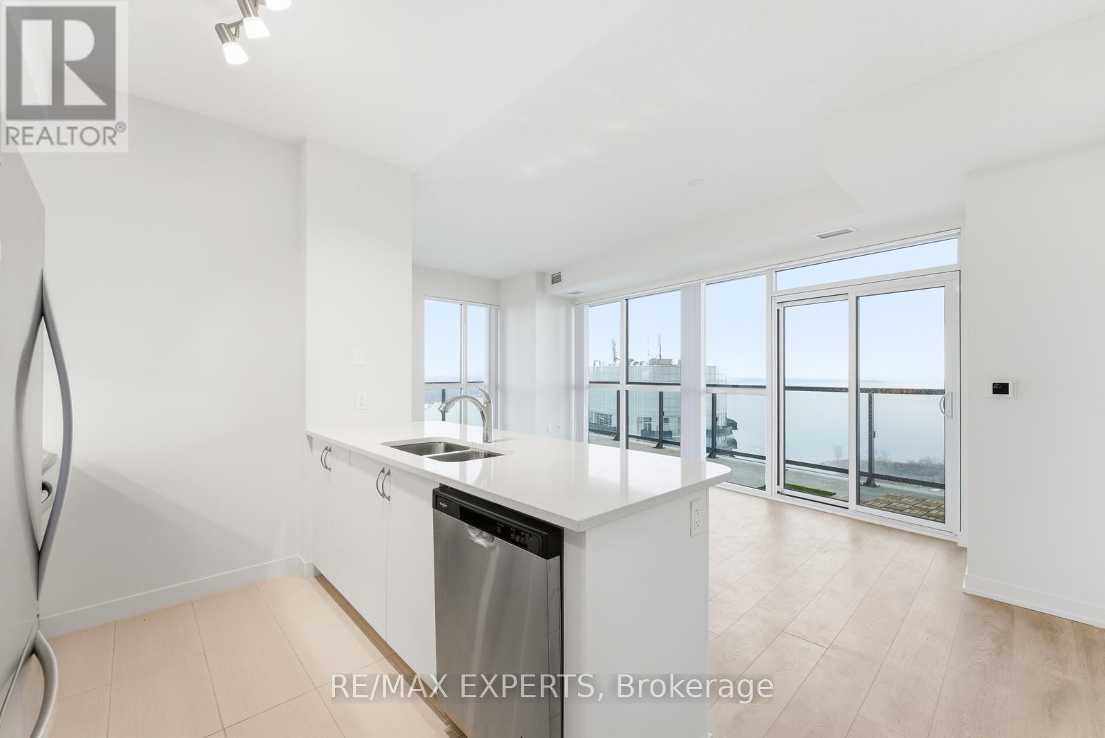 3502 - 38 Annie Craig Drive, Toronto, Ontario  M8V 0G9 - Photo 7 - W12875452