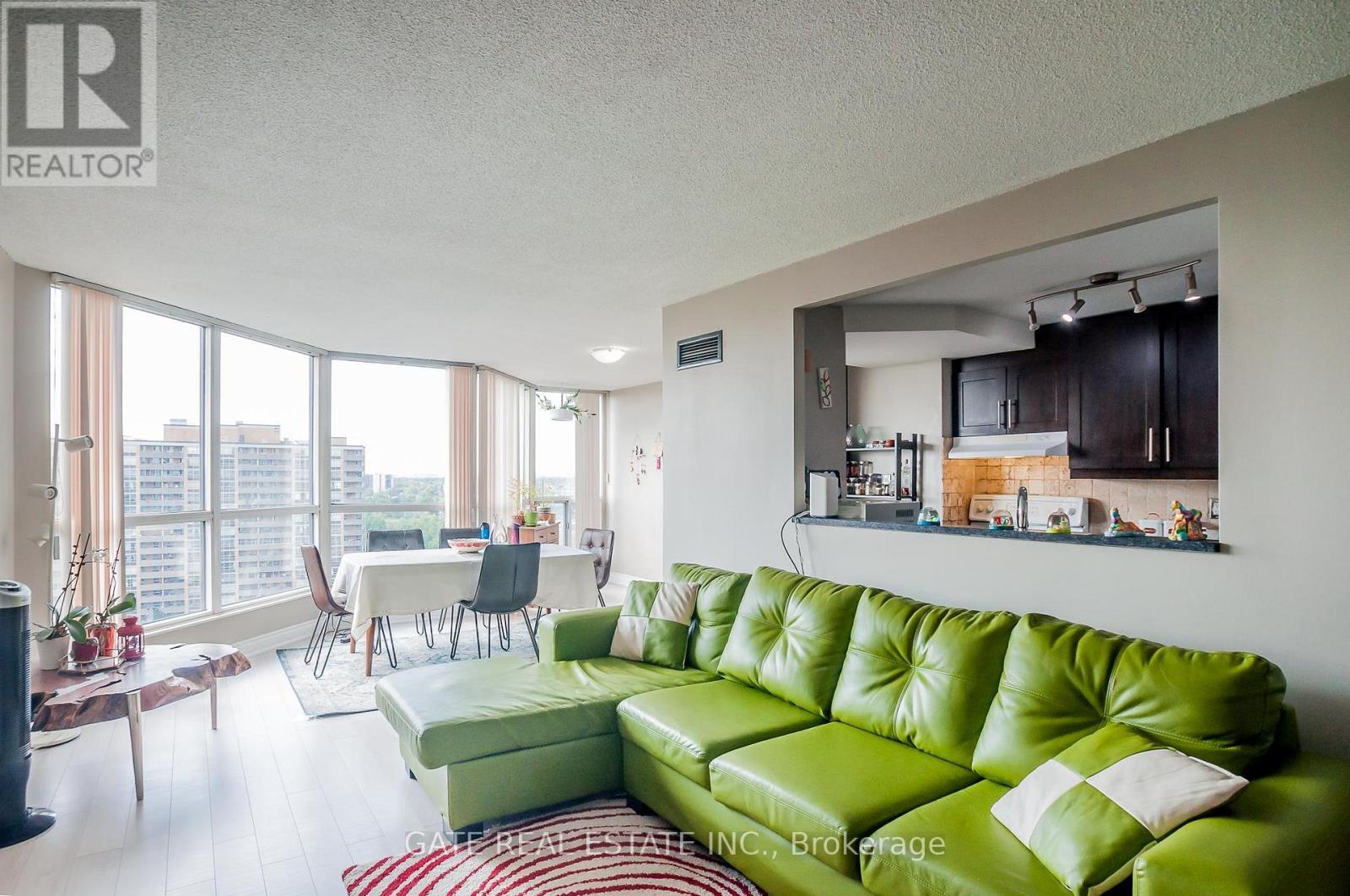 1604 - 5 Rowntree Road, Toronto, Ontario  M9V 5G9 - Photo 10 - W12884632