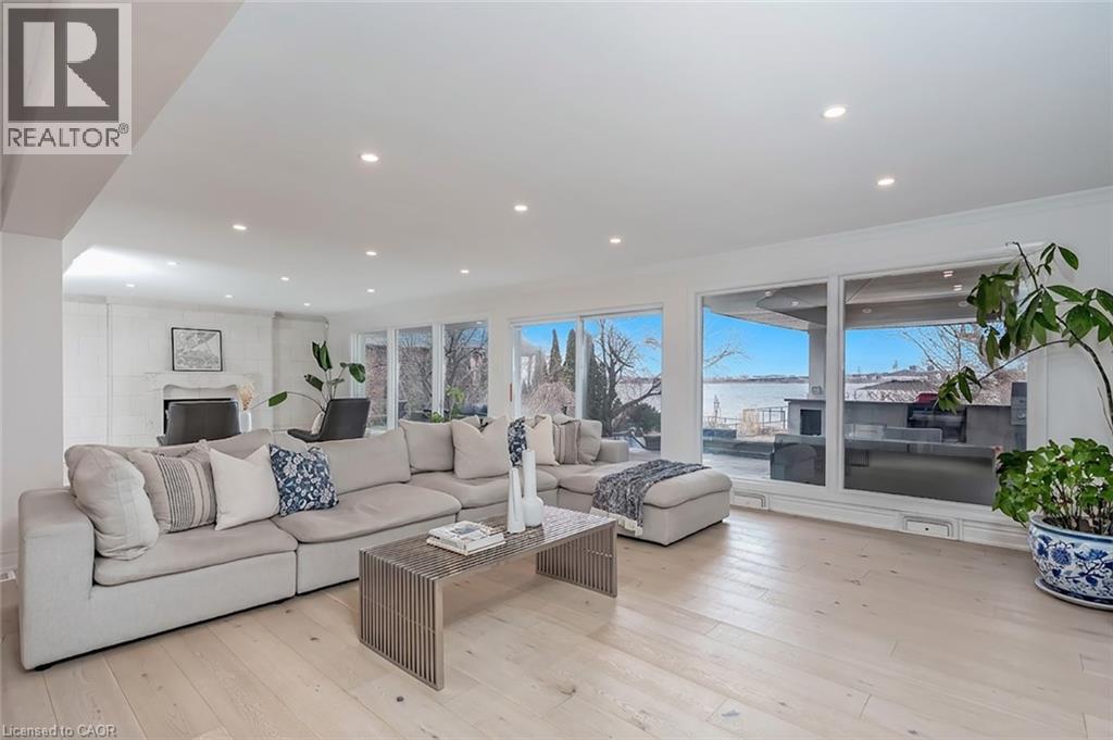 624 North Shore Boulevard E, Burlington, Ontario  L7T 1X2 - Photo 9 - 40814223