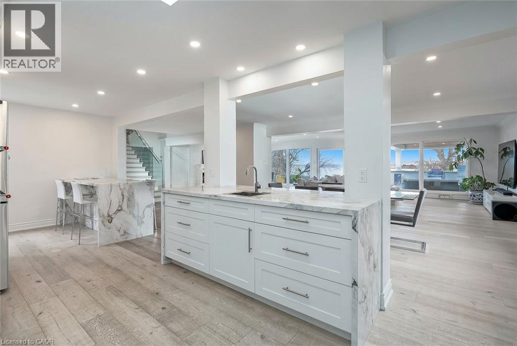 624 North Shore Boulevard E, Burlington, Ontario  L7T 1X2 - Photo 7 - 40814223