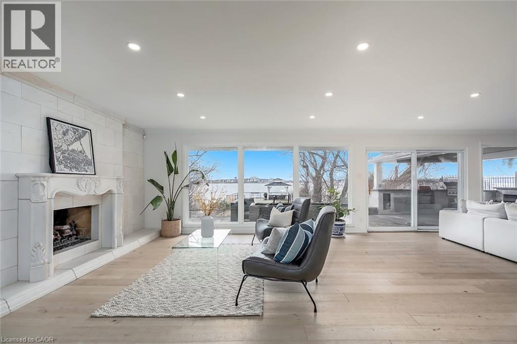 624 North Shore Boulevard E, Burlington, Ontario  L7T 1X2 - Photo 12 - 40814223