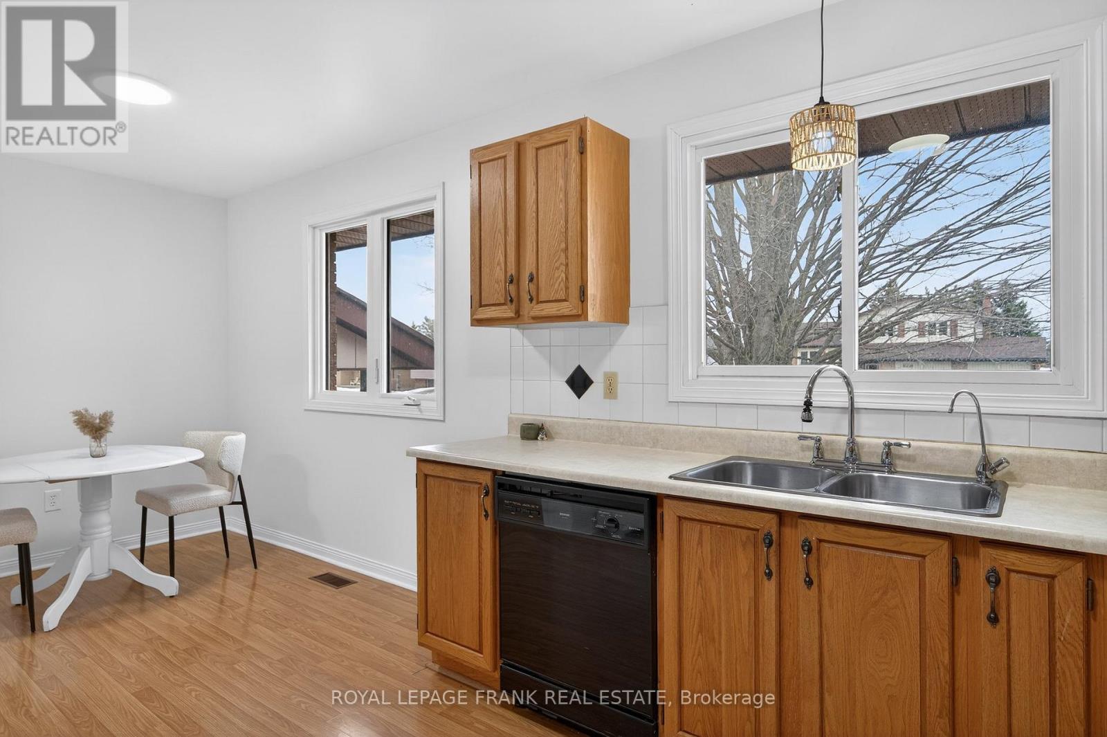 2260 Kawartha Hts Boulevard, Peterborough, Ontario  K9K 1P4 - Photo 11 - X12928904