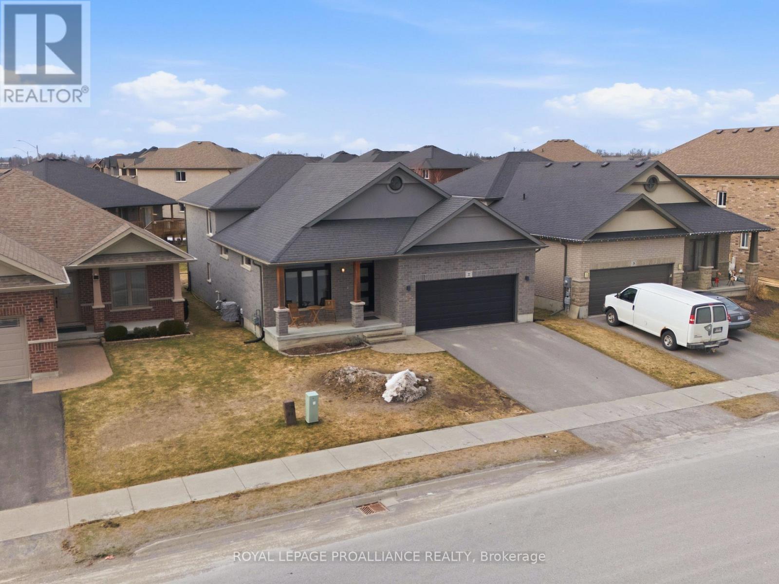 22 Kempton Avenue, Belleville, Ontario  K8N 0E9 - Photo 5 - X12928998