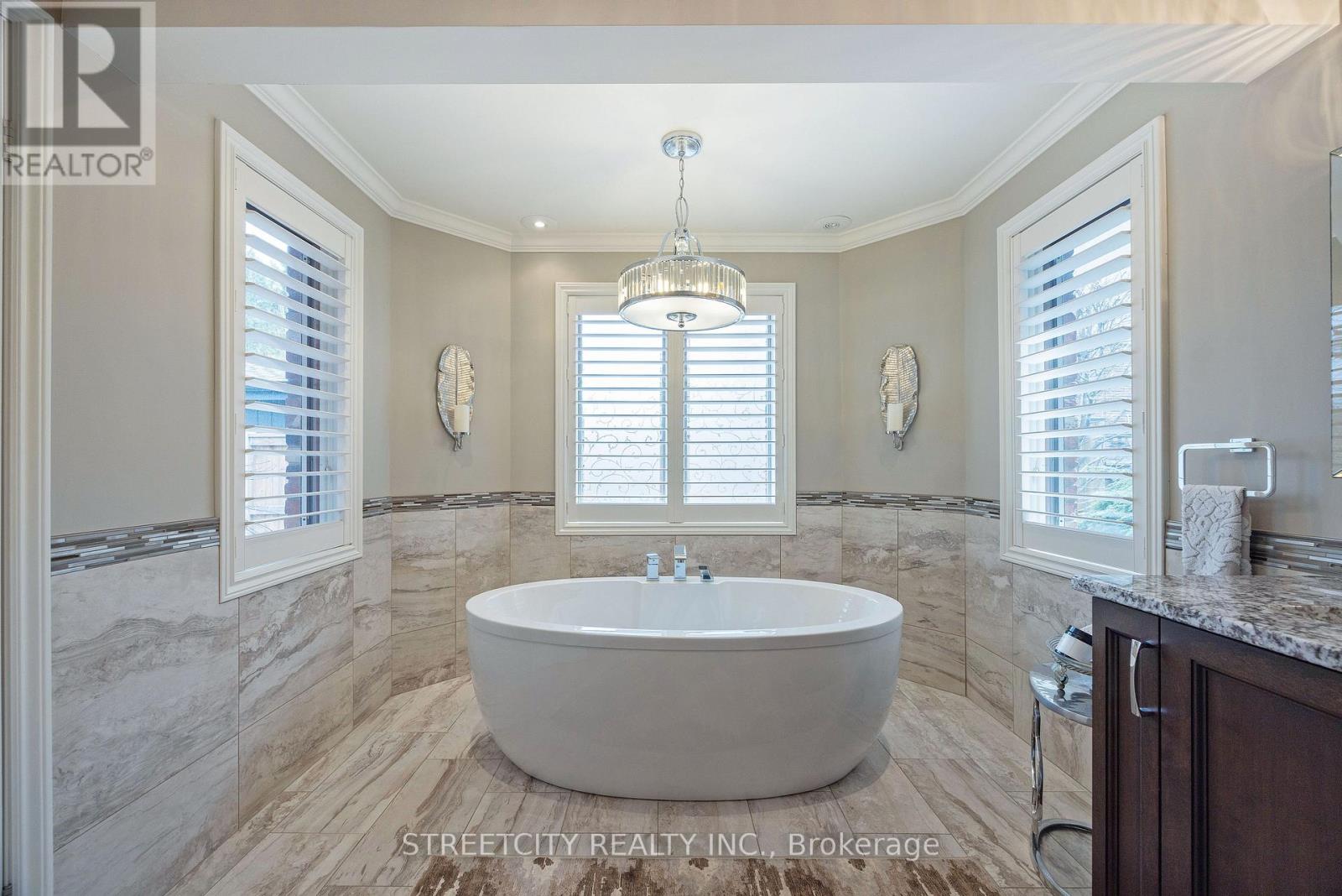 448 Grangeover Crescent, London North, Ontario  N6G 4P7 - Photo 36 - X12928890