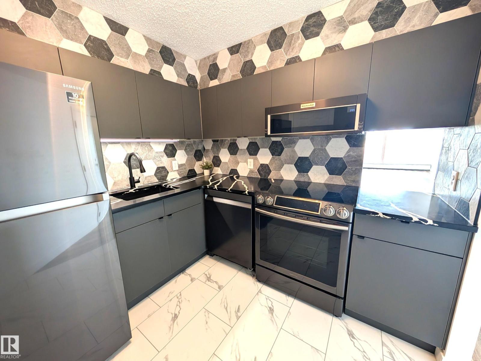 #1307 10149 Saskatchewan Dr Nw, Edmonton, Alberta  T6E 6B6 - Photo 11 - E4479258