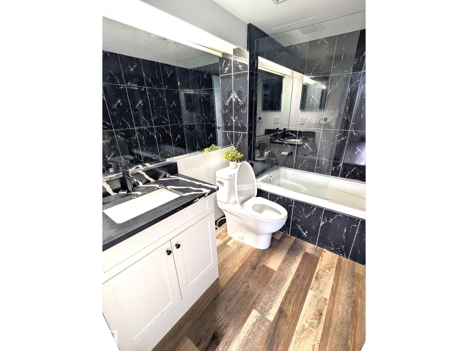 #1307 10149 Saskatchewan Dr Nw, Edmonton, Alberta  T6E 6B6 - Photo 20 - E4479258