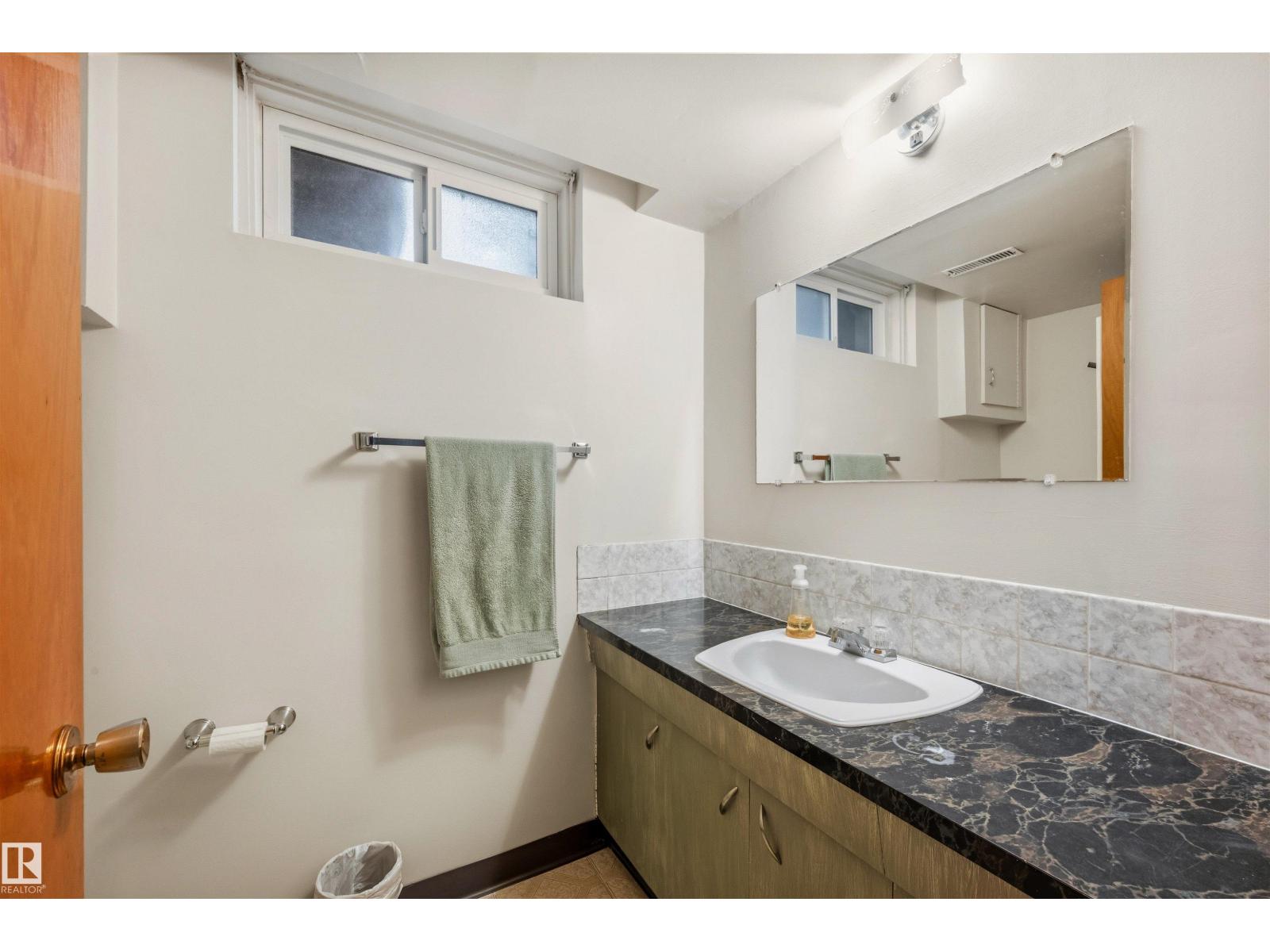 7811 148 Av Nw, Edmonton, Alberta  T5C 2T8 - Photo 29 - E4479335