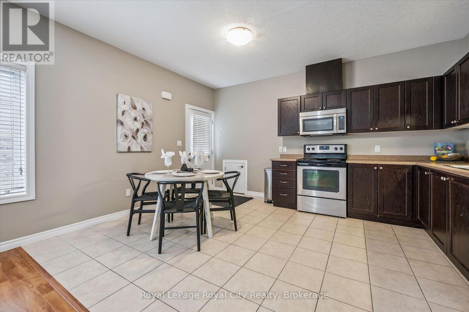 145 Kertland Street, Centre Wellington, Ontario  N0B 1S0 - Photo 6 - X12919016