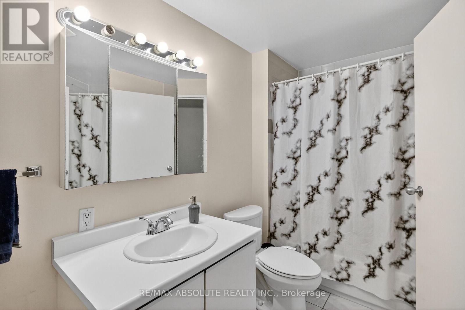 315 - 960 Teron Road, Ottawa, Ontario  K2K 2B6 - Photo 12 - X12928738