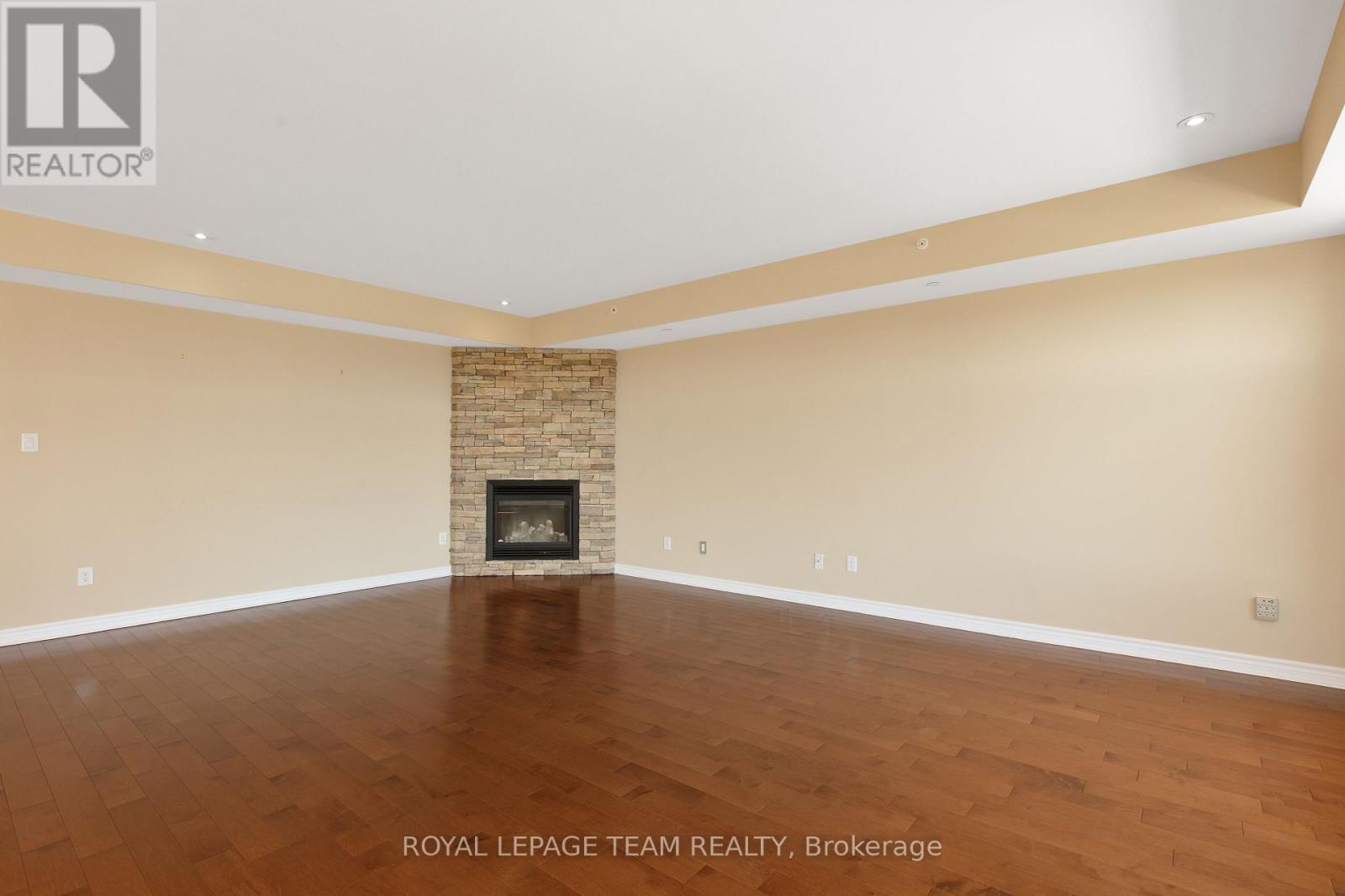 401 - 659 Sue Holloway Drive, Ottawa, Ontario  K2J 5W4 - Photo 14 - X12928920