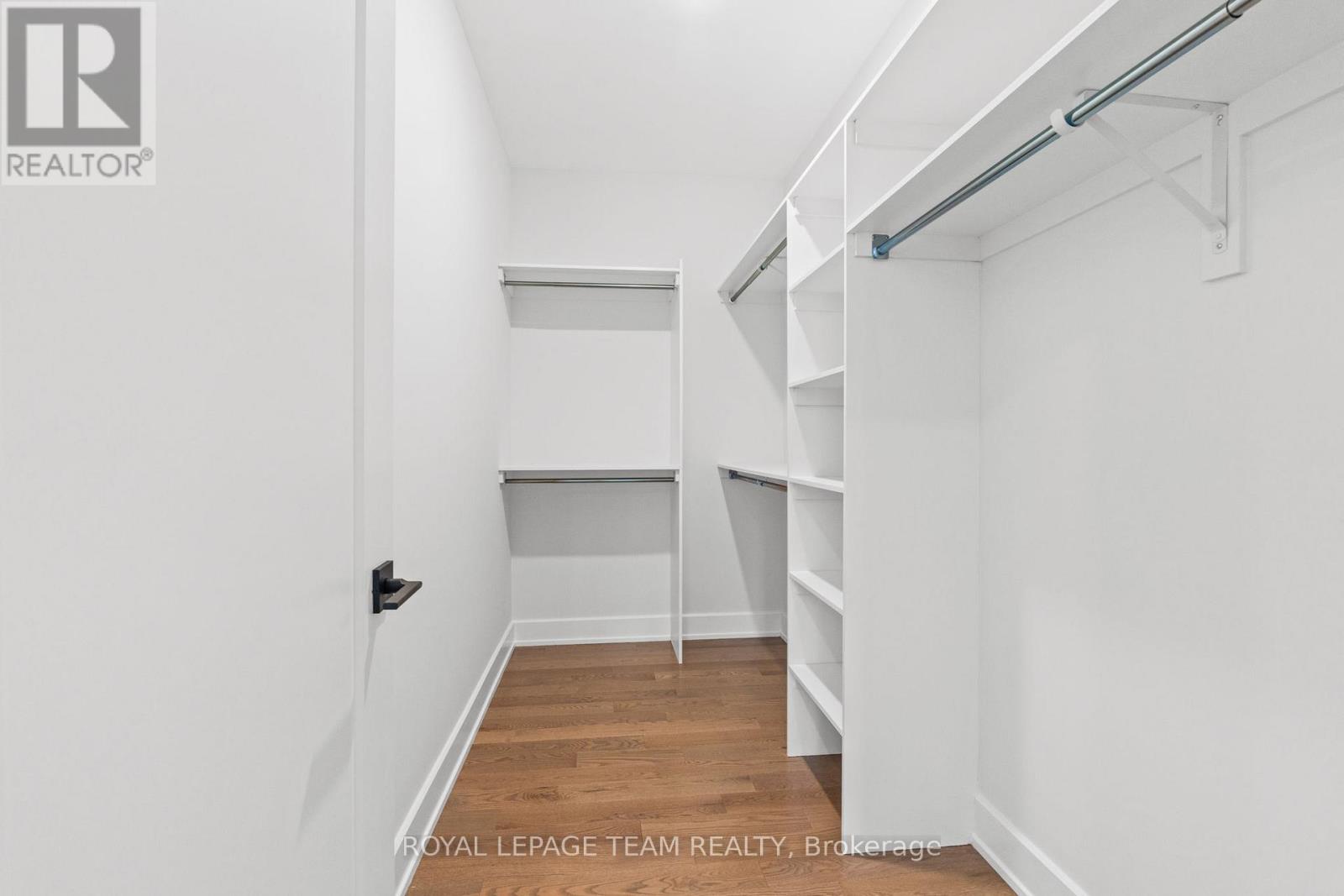 79 Hogan Drive, Mcnab/braeside, Ontario  K7S 0L1 - Photo 25 - X12929046