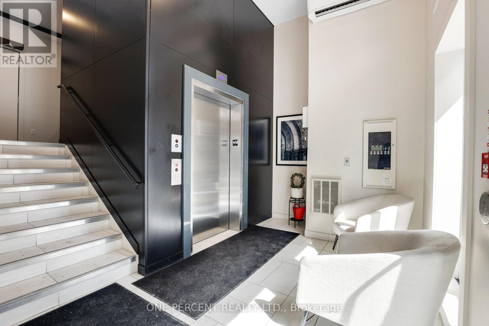 15 - 100 Cortile Private, Ottawa, Ontario  K1V 2S8 - Photo 5 - X12929062