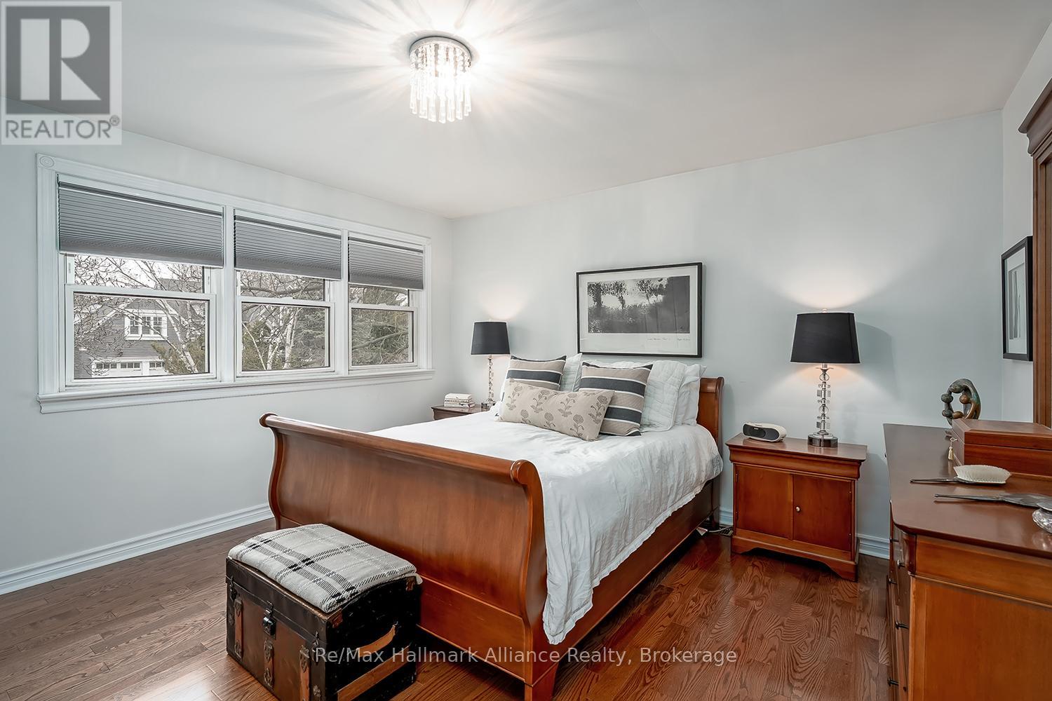 183 Westminster Drive, Oakville, Ontario  L6L 4H8 - Photo 22 - W12928798