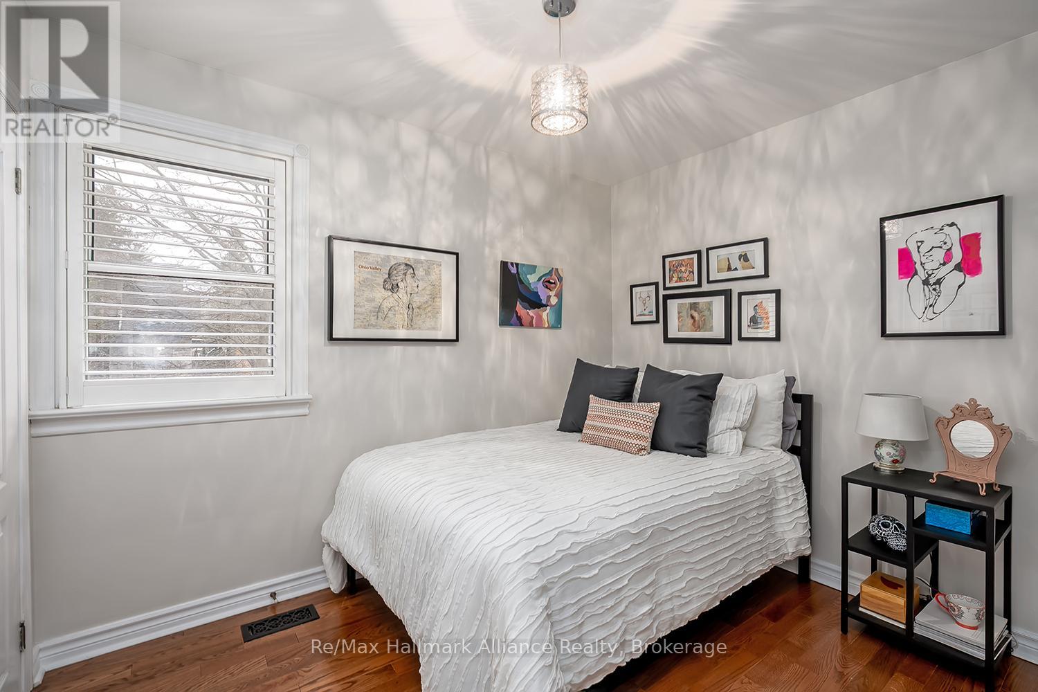 183 Westminster Drive, Oakville, Ontario  L6L 4H8 - Photo 26 - W12928798