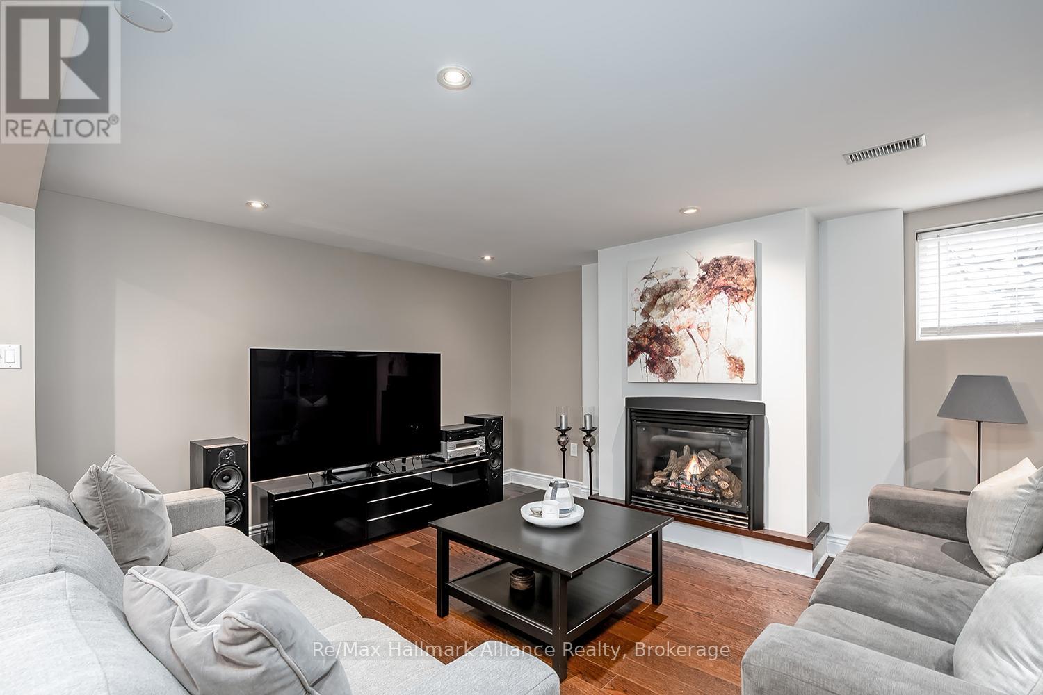 183 Westminster Drive, Oakville, Ontario  L6L 4H8 - Photo 27 - W12928798