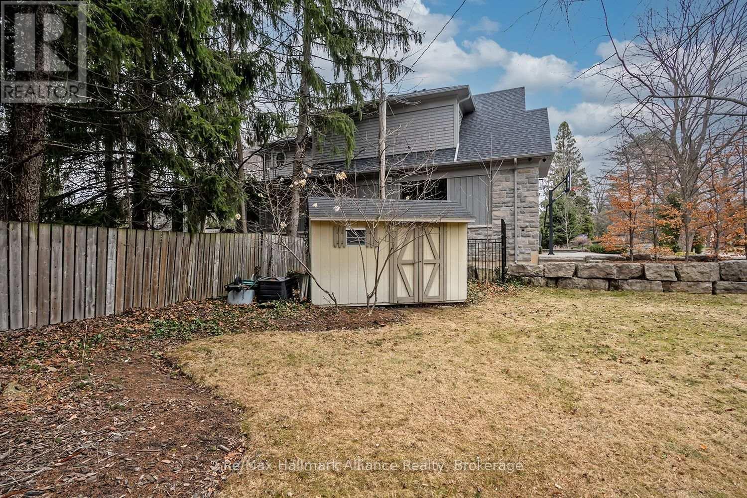 183 Westminster Drive, Oakville, Ontario  L6L 4H8 - Photo 33 - W12928798