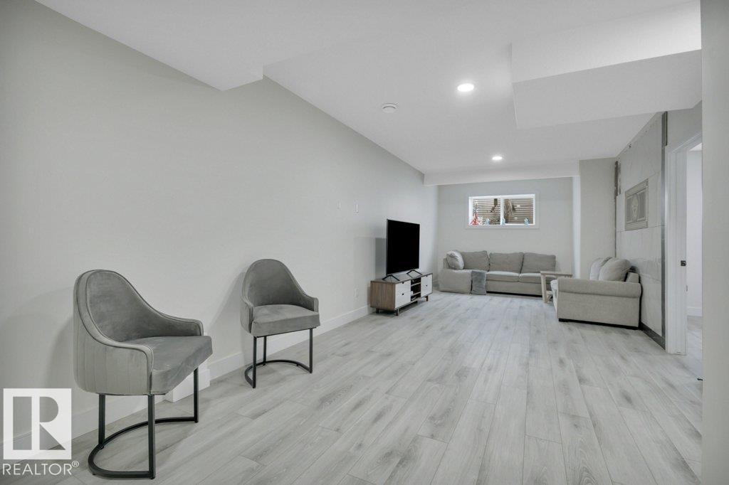 1232 Eaton Ln Nw, Edmonton, Alberta  T6M 1M9 - Photo 42 - E4479276