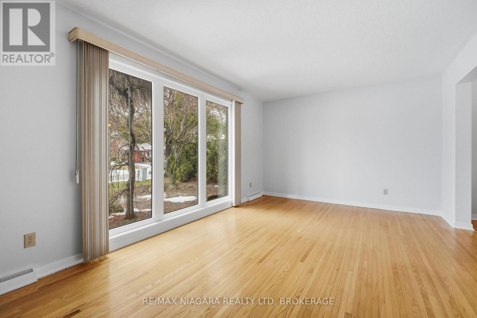 17 The Cedars, St. Catharines (Vine/linwell), Ontario  L2M 6M7 - Photo 13 - X12928776