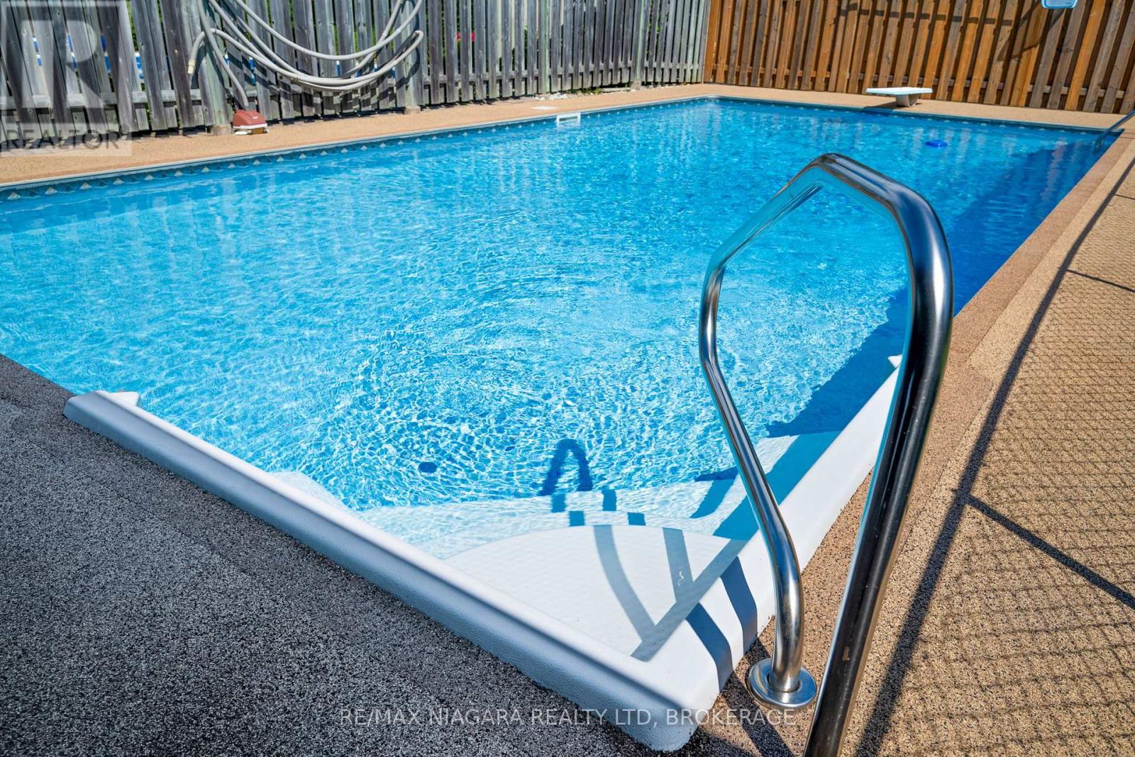 17 The Cedars, St. Catharines (Vine/linwell), Ontario  L2M 6M7 - Photo 41 - X12928776