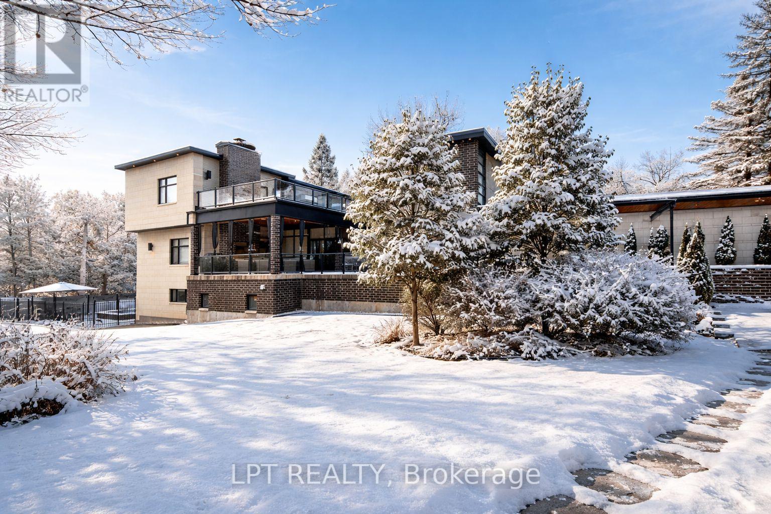 847 WALKLEY ROAD, Ottawa, Ontario